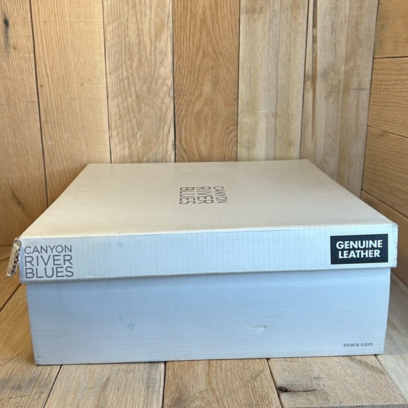 Women's Canyon River Blues Anita Ivory Leather Boots - Picture 13 of 13